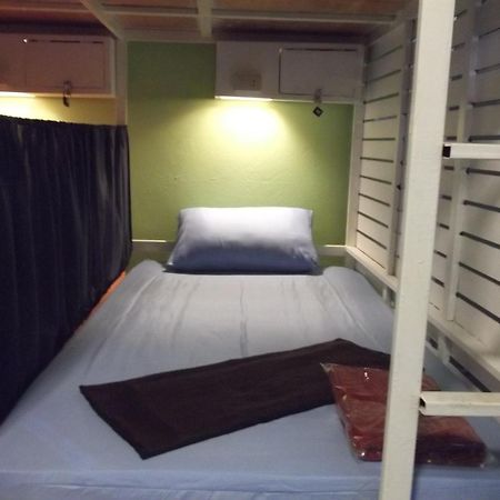 Sleep Tight Hostel At Koh Phangan Haad Rin Exterior foto