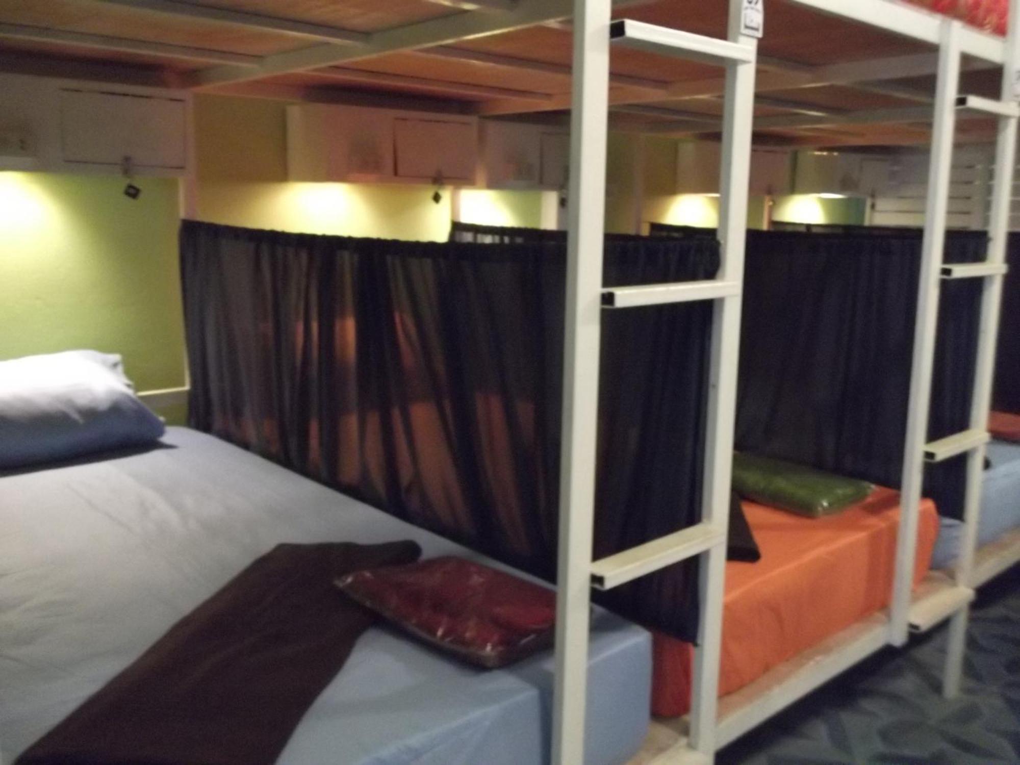 Sleep Tight Hostel At Koh Phangan Haad Rin Exterior foto